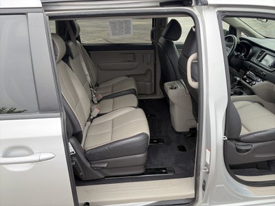 2017 Kia Sedona LX