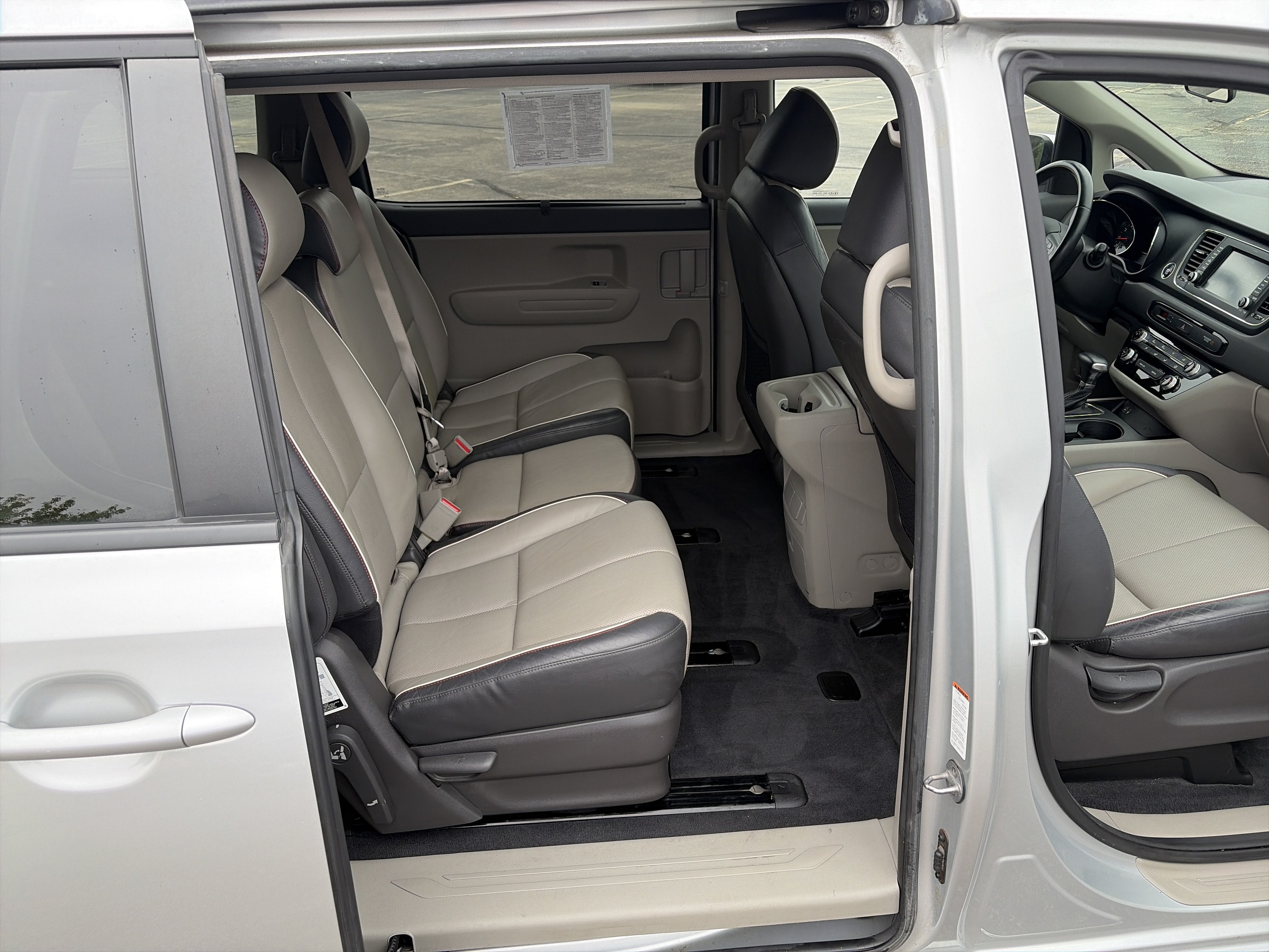 2017 Kia Sedona LX