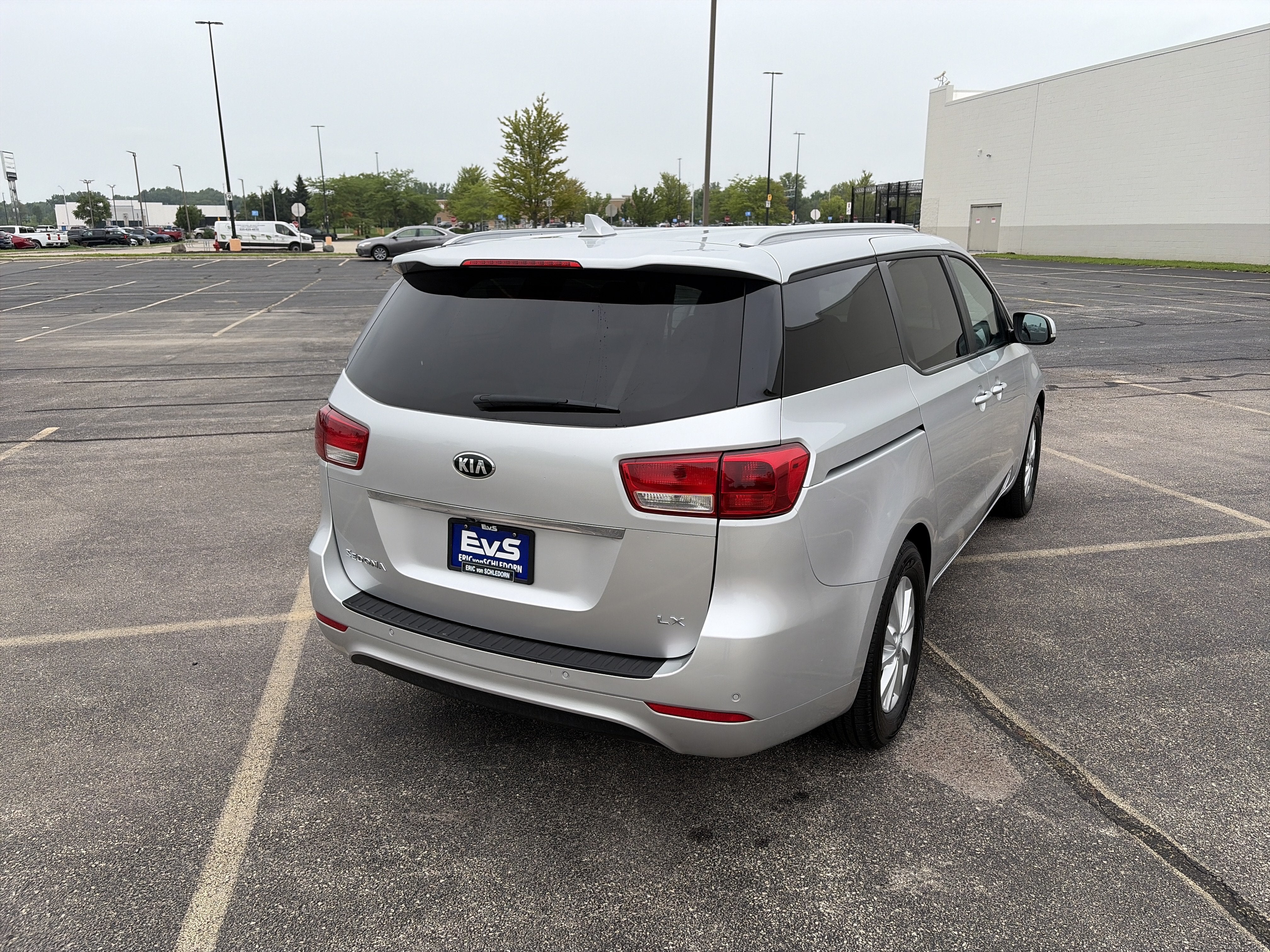 2017 Kia Sedona LX